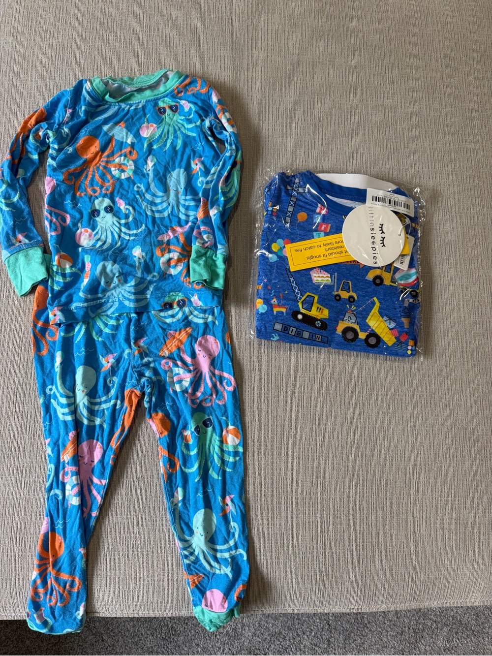 Little sleepies 18-24 mo bundle octopus party and birthday builders long sleeves